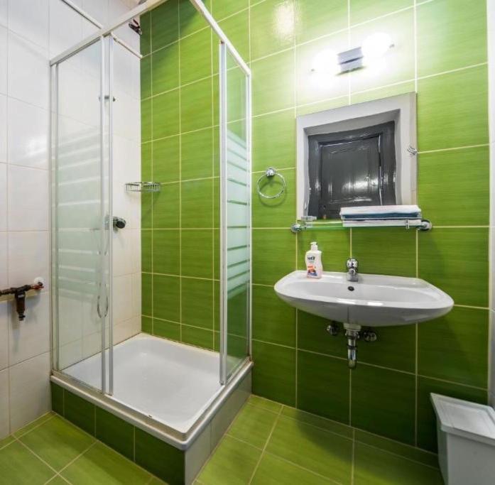 Dohany 1 2 Bedroom Apartment At Great Synagogue Budapest Eksteriør billede